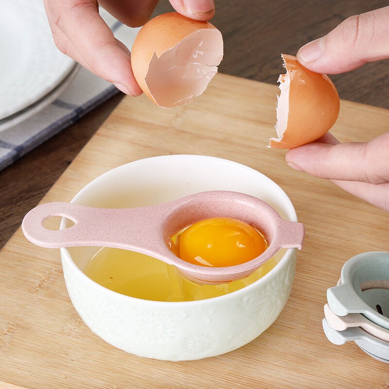 Wheat Straw Yolk Egg Separation Filter Kitchen Gadgets Egg Separator with Hook Design - Image 2